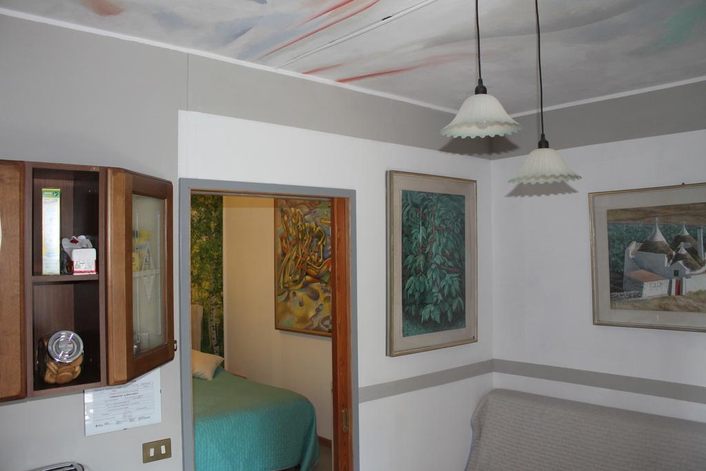 B&B Artistic House 카사노 마그나고 외부 사진